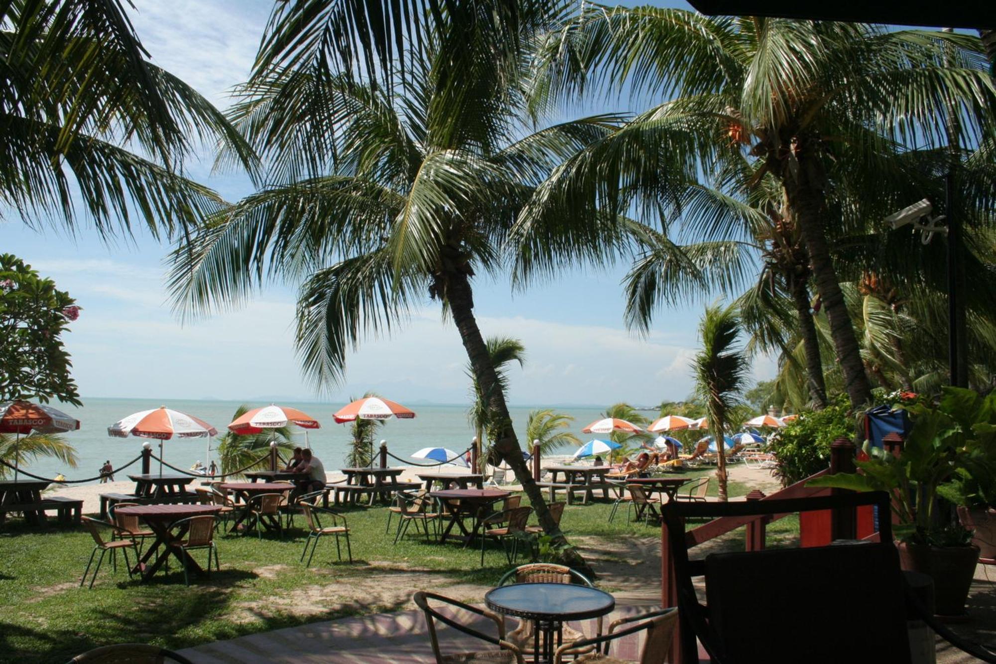 Rainbow Paradise Beach Resort Tanjung Bungah  Ngoại thất bức ảnh